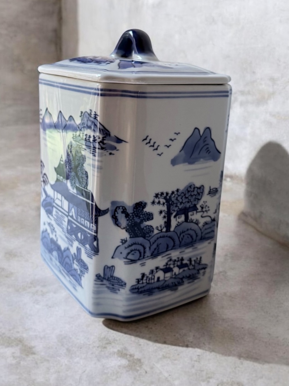 Blue and White Chinoiserie Rectangular Jar With Lid